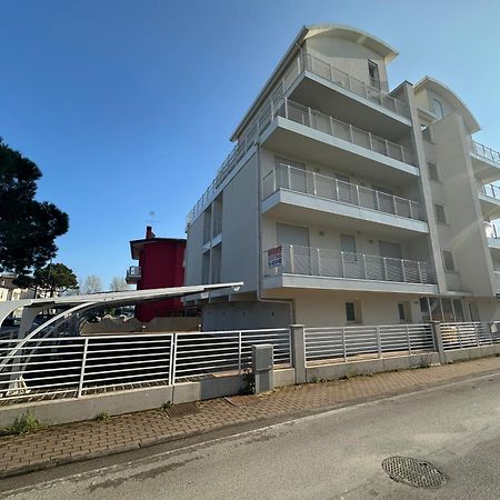 Residence Al Molo - Agenzia Cocal Caorle Eksteriør billede