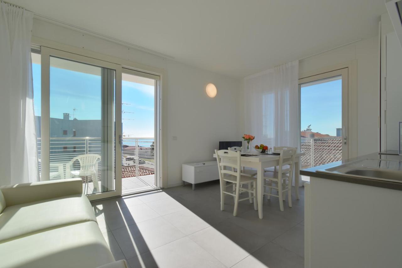 Residence Al Molo - Agenzia Cocal Caorle Eksteriør billede