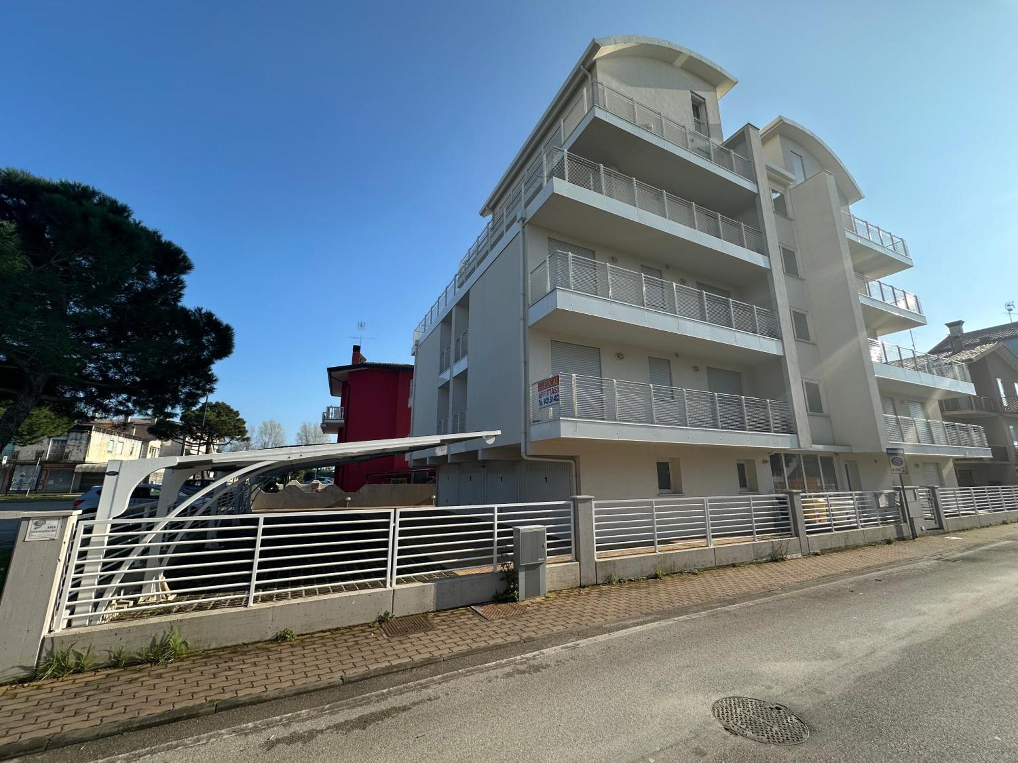 Residence Al Molo - Agenzia Cocal Caorle Eksteriør billede